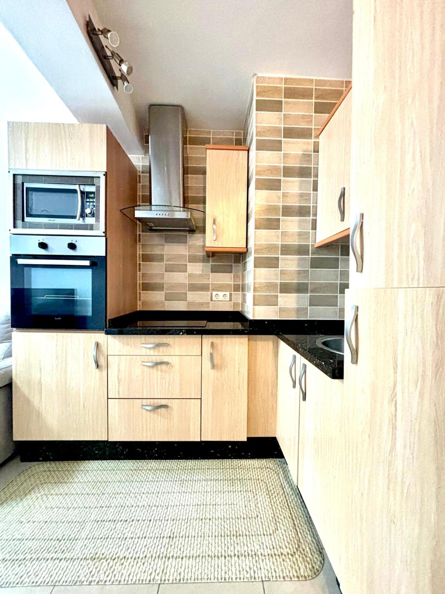 Apartamento En El Centro De Нерха Екстериор снимка